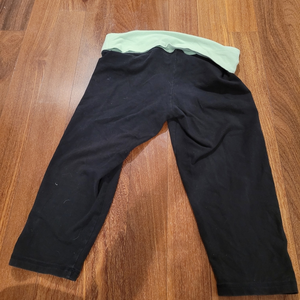Cropped PINK Victoria's Secret Yoga Pants - Picture 2 of 3